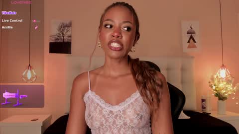 Snapshot of cherrybr_ chatting on 02-01-25, 12:07 Cherry Lady online show from 02-01-25, 12:07