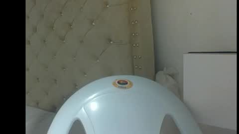 cherry online show from 11-24-25, 04:01