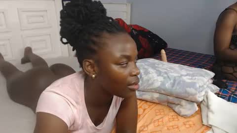 Snapshot of cherryebonny chatting on 09-22-25, 01:24 cherryebonny online show from 09-22-25, 01:24