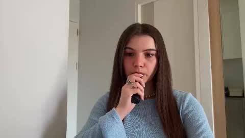 Snapshot of cherryelin chatting on 12-03-24, 03:09 Lina online show from 12-03-24, 03:09