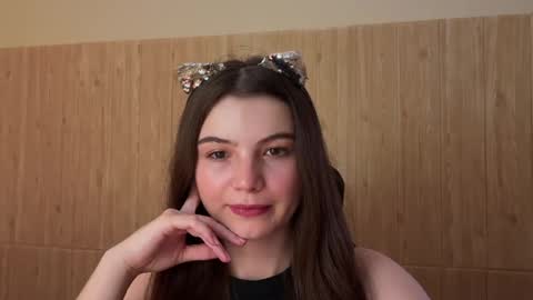 Snapshot of cherryelin chatting on 02-16-25, 04:20 Lina online show from 02-16-25, 04:20