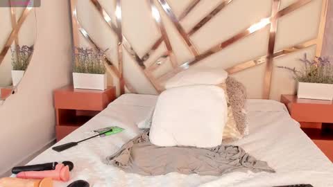 Cherry online show from 02-18-25, 08:14