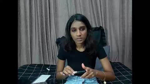 leah online show from 12-17-24, 11:28