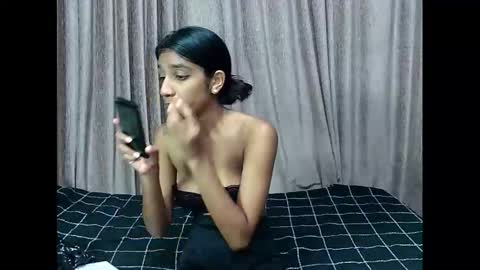 leah online show from 12-19-24, 05:07