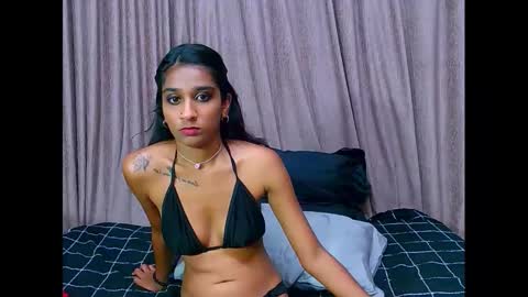 leah online show from 12-29-24, 08:55