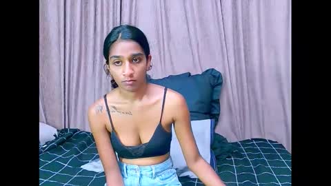 leah online show from 12-31-24, 05:11