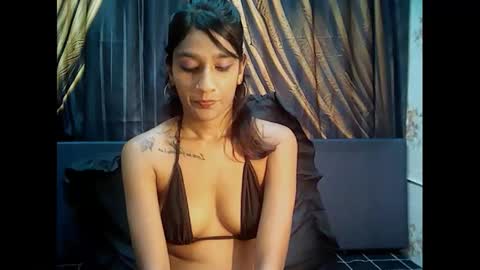 leah online show from 01-10-25, 11:54