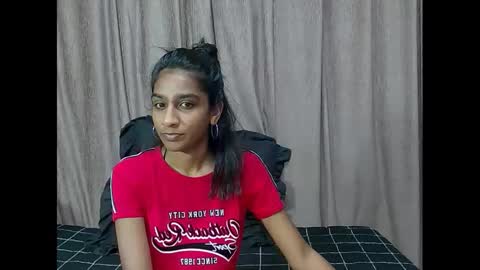 leah online show from 01-25-25, 04:56