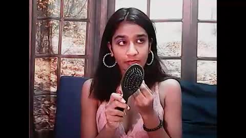 leah online show from 02-26-25, 05:31