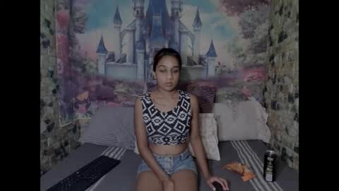 Snapshot of cherryindian694u chatting on 06-26-26, 08:46 leah is the name online show from 06-26-26, 08:46