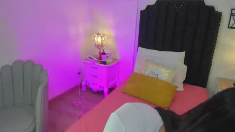 Cherry online show from 12-22-25, 12:24