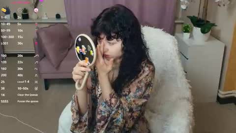 Isabel online show from 06-25-26, 07:07