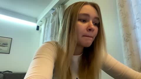 Lei online show from 03-23-26, 05:55