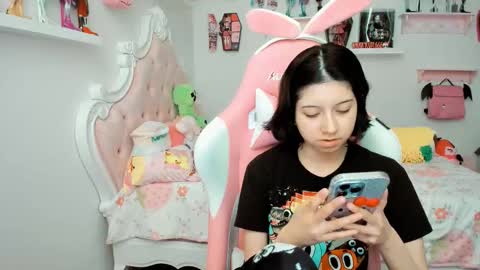 Snapshot of cherrymafer666 chatting on 11-23-25, 11:04 cherrycute666 online show from 11-23-25, 11:04