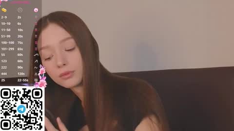 Snapshot of cherrymira chatting on 09-30-25, 06:29 Loise online show from 09-30-25, 06:29