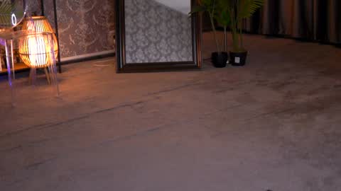 Selena online show from 01-30-25, 10:19