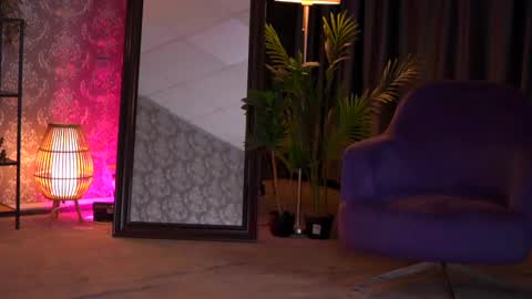 Selena online show from 03-03-25, 12:15