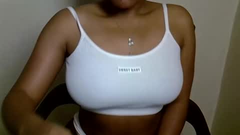 Snapshot of cherrywaro chatting on 05-14-26, 05:31 cherry online show from 05-14-26, 05:31