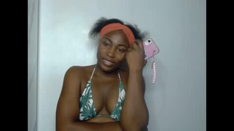 Snapshot of cherrywetpussy chatting on 06-11-26, 12:43 cherrywetpussy online show from 06-11-26, 12:43