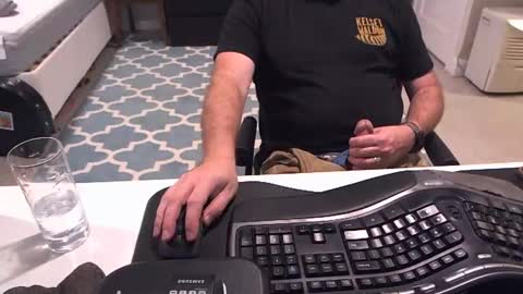 chesbayboy online show from 10-12-25, 04:44