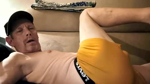 Snapshot of chevy69 chatting on 07-09-26, 01:31 chevy69 online show from 07-09-26, 01:31