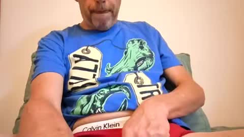 Snapshot of chevy69 chatting on 07-20-26, 07:33 chevy69 online show from 07-20-26, 07:33
