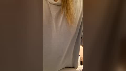 Snapshot of cheyenne_p chatting on 08-08-26, 04:58 cheyenne_p online show from 08-08-26, 04:58