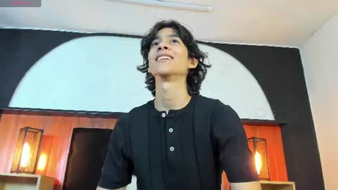 Cheys online show from 06-25-26, 08:24