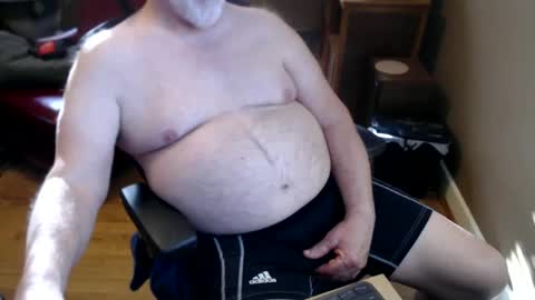 Snapshot of chgodad chatting on 02-13-25, 09:49 chgodad online show from 02-13-25, 09:49