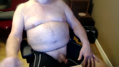 Snapshot of chgodad chatting on 02-16-25, 02:09 chgodad online show from 02-16-25, 02:09