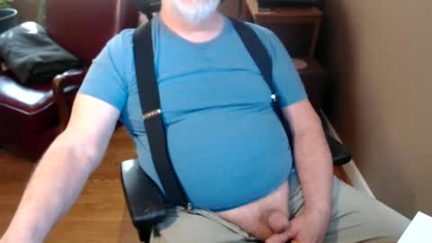 Snapshot of chgodad chatting on 02-25-25, 10:29 chgodad online show from 02-25-25, 10:29