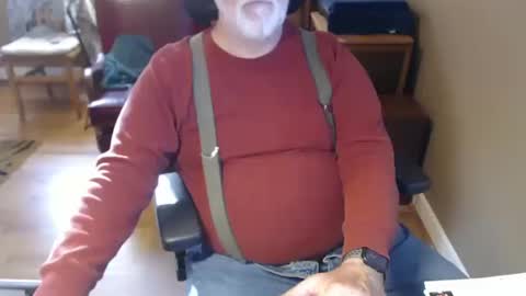 Snapshot of chgodad chatting on 10-16-25, 09:27 chgodad online show from 10-16-25, 09:27