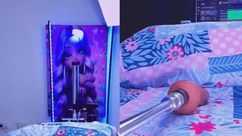 Snapshot of chiara_carter chatting on 02-01-25, 09:40 chiara online show from 02-01-25, 09:40