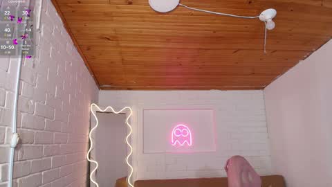 Chiara  online show from 12-23-24, 10:32