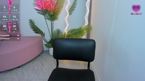 Chiara  online show from 01-13-25, 07:53