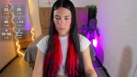 Chiara  online show from 09-13-25, 07:35