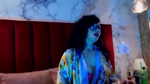 Snapshot of chiarajjones chatting on 04-09-26, 12:32 CHIARA online show from 04-09-26, 12:32