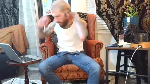 Snapshot of chiarov chatting on 04-11-26, 05:23 chiarov online show from 04-11-26, 05:23