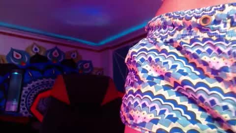 chico_explosivo online show from 05-26-26, 03:02