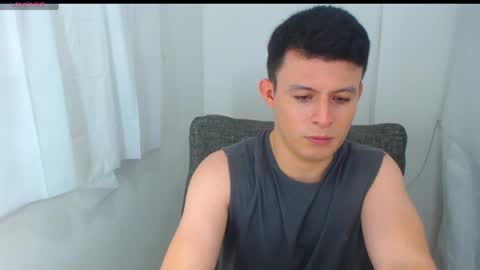 Snapshot of chico_hot17 chatting on 03-12-26, 11:11 maximo online show from 03-12-26, 11:11