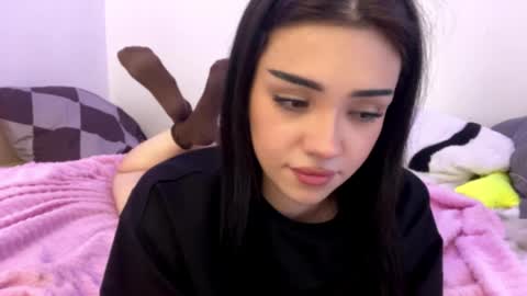 Snapshot of chiekodavanzo chatting on 04-08-26, 01:22 Becky online show from 04-08-26, 01:22