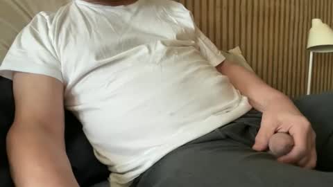 chiguy63v4 online show from 02-01-26, 04:49