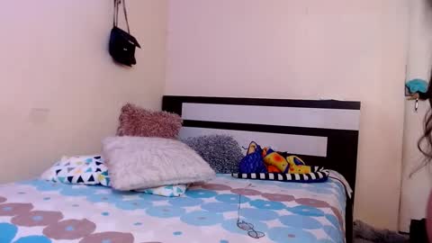 Snapshot of chikandela chatting on 09-26-25, 11:31 Valentina online show from 09-26-25, 11:31