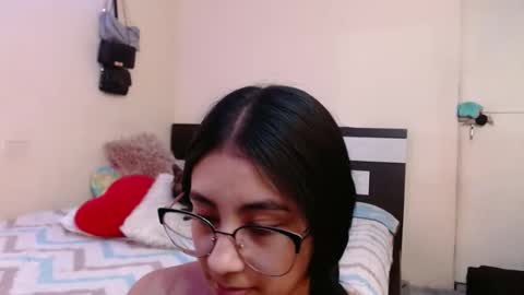 Snapshot of chikandela chatting on 10-30-25, 08:53 Valentina online show from 10-30-25, 08:53