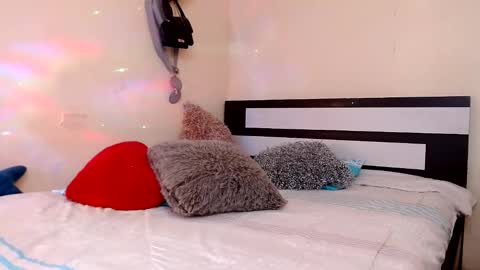 Snapshot of chikandela chatting on 05-05-26, 08:50 Valentina online show from 05-05-26, 08:50