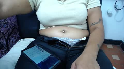 Snapshot of chiky_nastyy chatting on 11-10-25, 02:38 Chikys online show from 11-10-25, 02:38