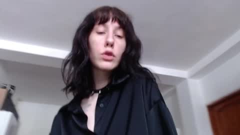 Snapshot of chill_julie chatting on 04-05-26, 12:13 Juliet online show from 04-05-26, 12:13