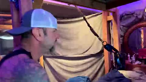 Snapshot of chill_n_drill chatting on 11-17-25, 04:35 chill_n_drill online show from 11-17-25, 04:35