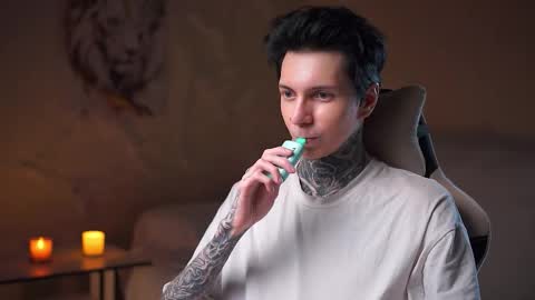 Rick online show from 10-24-25, 04:36