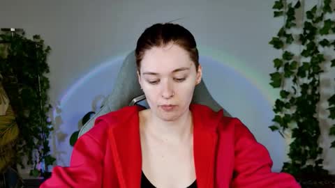 Snapshot of chillsnail_bro chatting on 03-04-26, 09:26 Bella online show from 03-04-26, 09:26